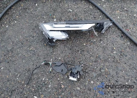 2022 Toyota Rav4 Hybrid Xle from USA, damaged, VIN 4T3RWRFV2NU076724